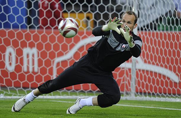 和严格的训 和严格的训