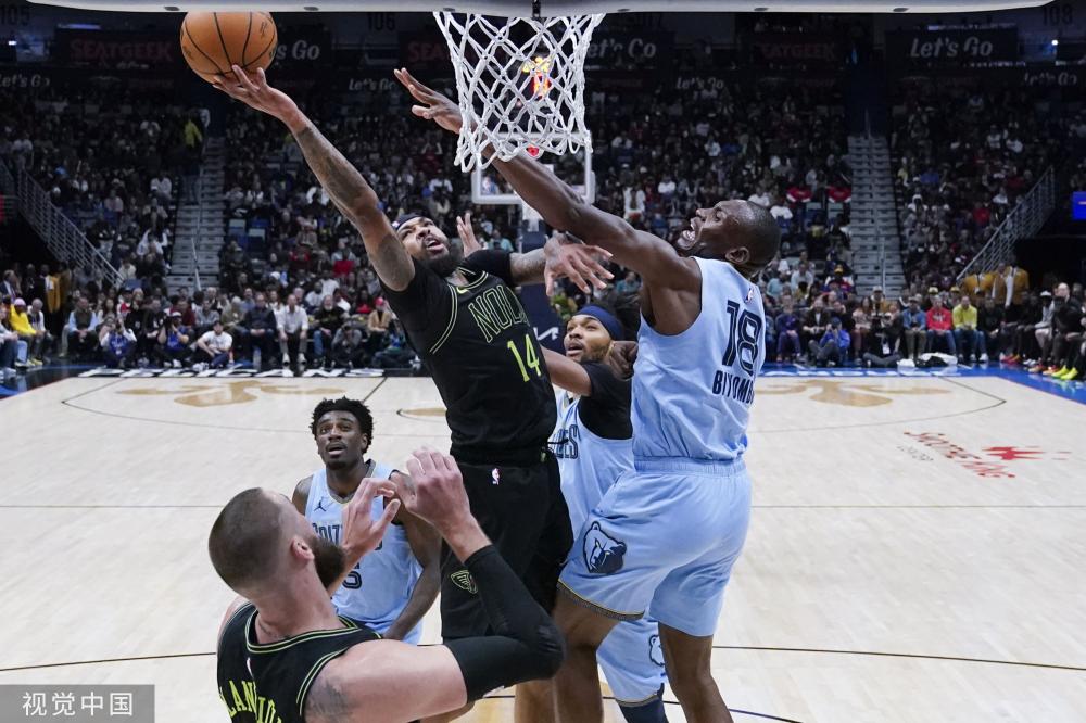 新的赛季中 新的赛季中