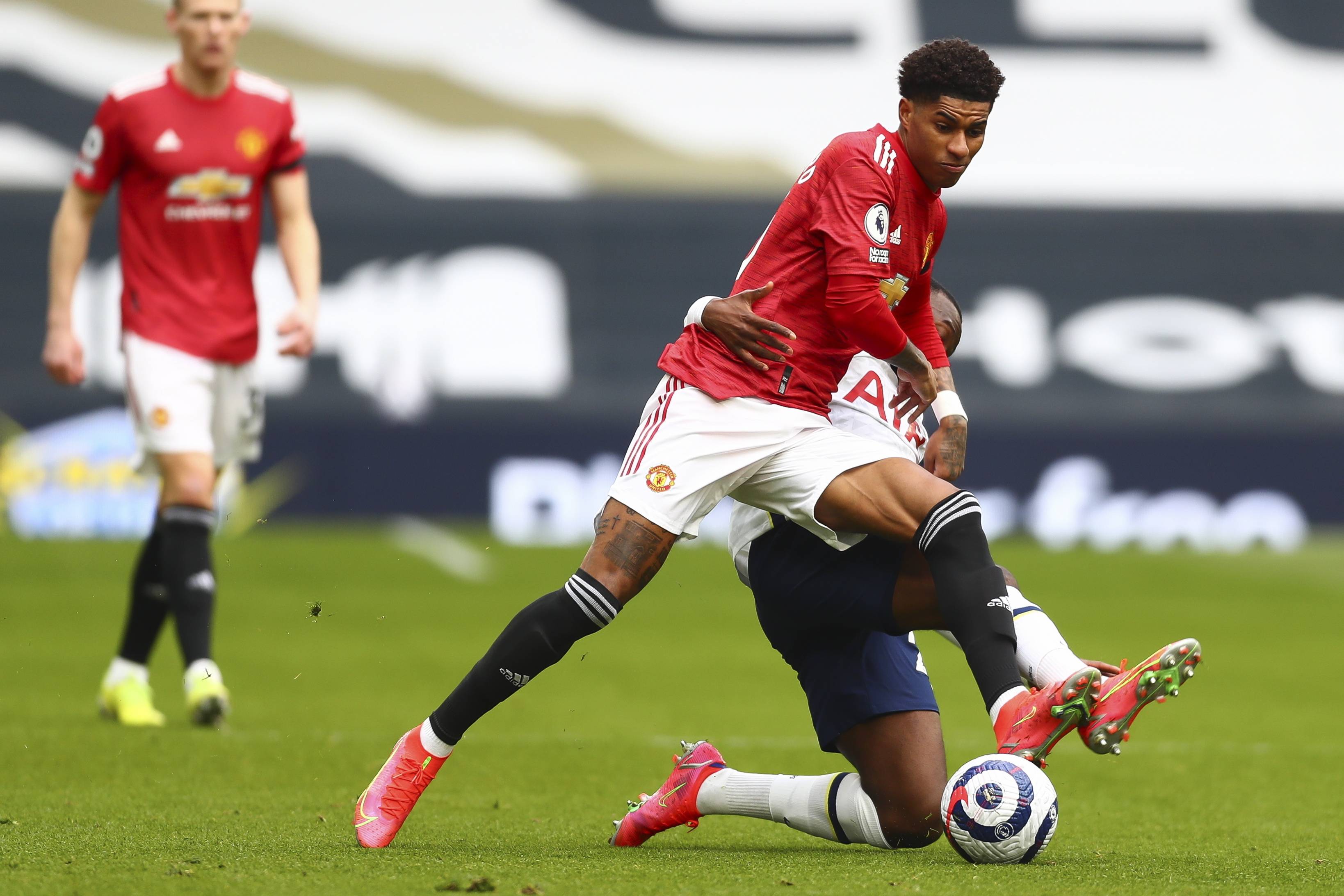 在竞争中的 在竞争中的